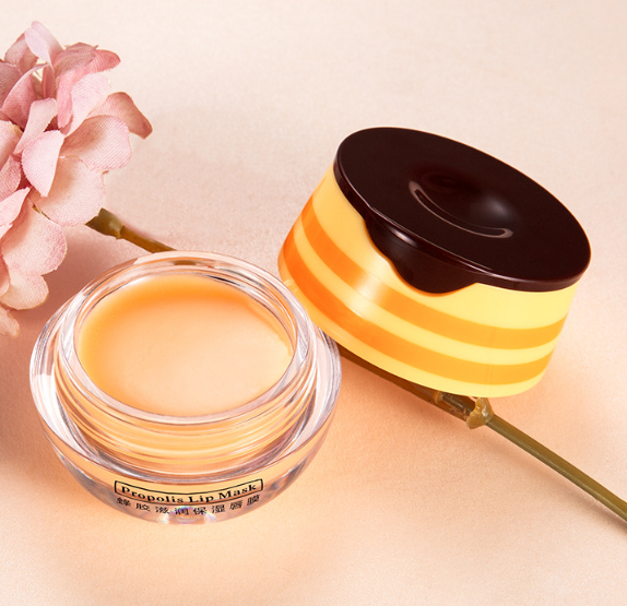Propolis Honey Lip Balm – Deep Nourishment & Long-Lasting Hydration
