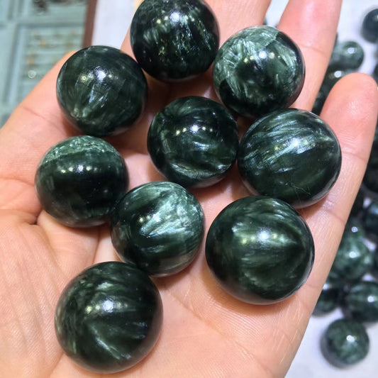 Mine Dragon Pattern Green Crystal Ball