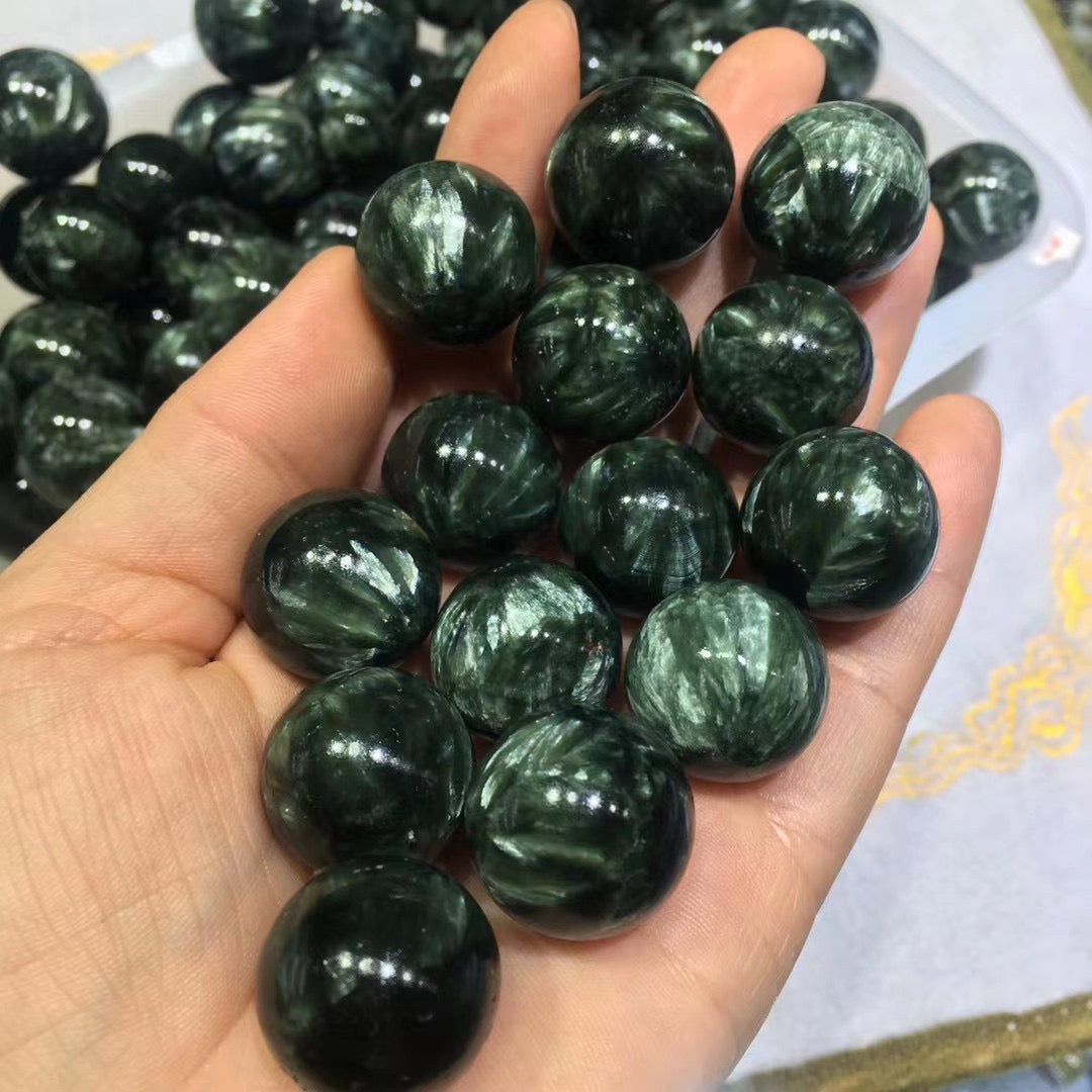 Mine Dragon Pattern Green Crystal Ball